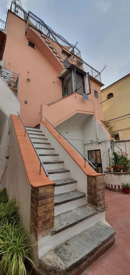 Starview Apartment - Comfy Apt By The Center Vico Equense Zewnętrze zdjęcie